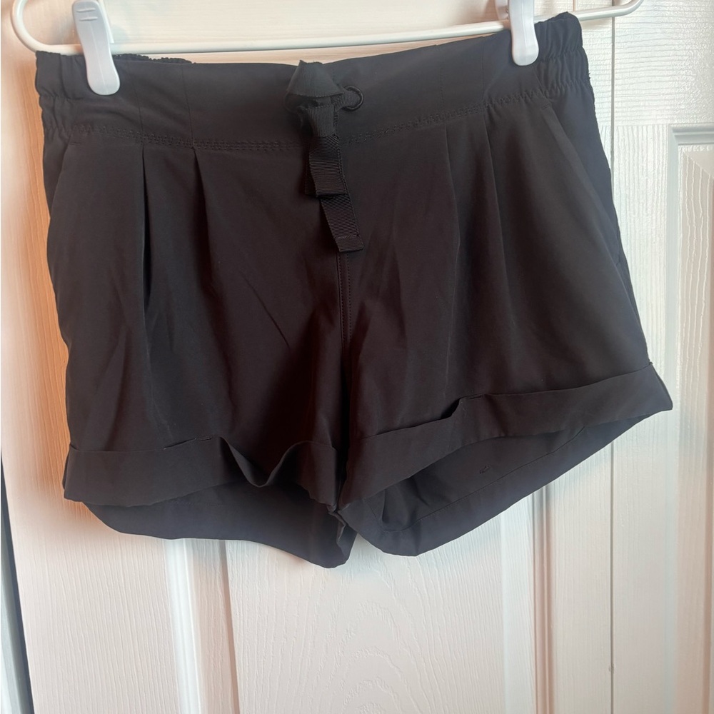 Lululemon Spring Breakaway Shorts